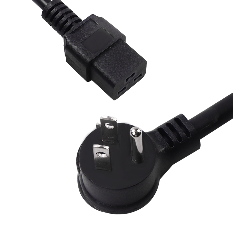 NEMA5-15P 45度美式三插