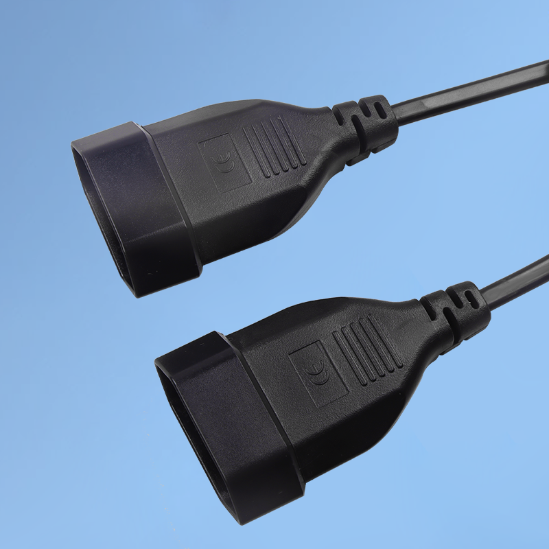 一拖二 欧洲两插+母座电源线